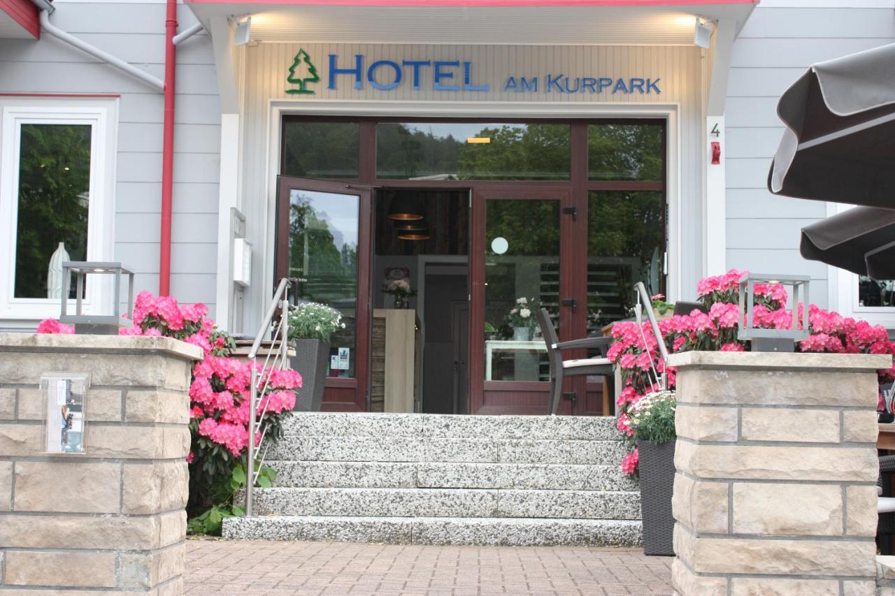 Hotel Am Kurpark Бад Лаутерберг Екстериор снимка