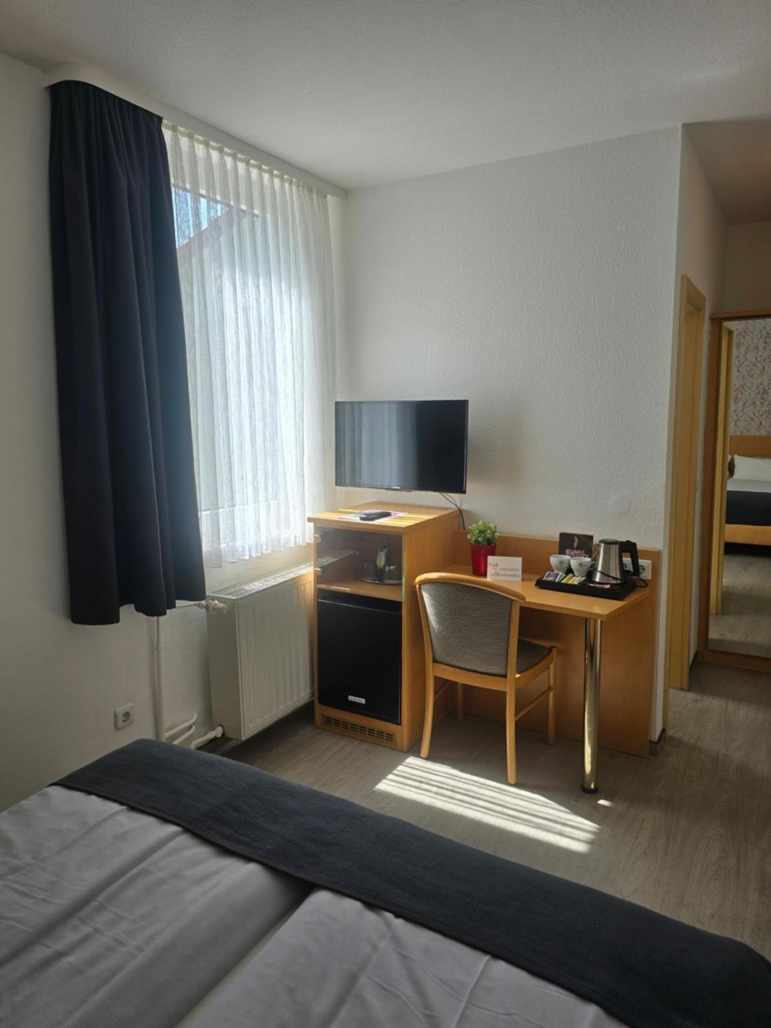 Hotel Am Kurpark Бад Лаутерберг Екстериор снимка