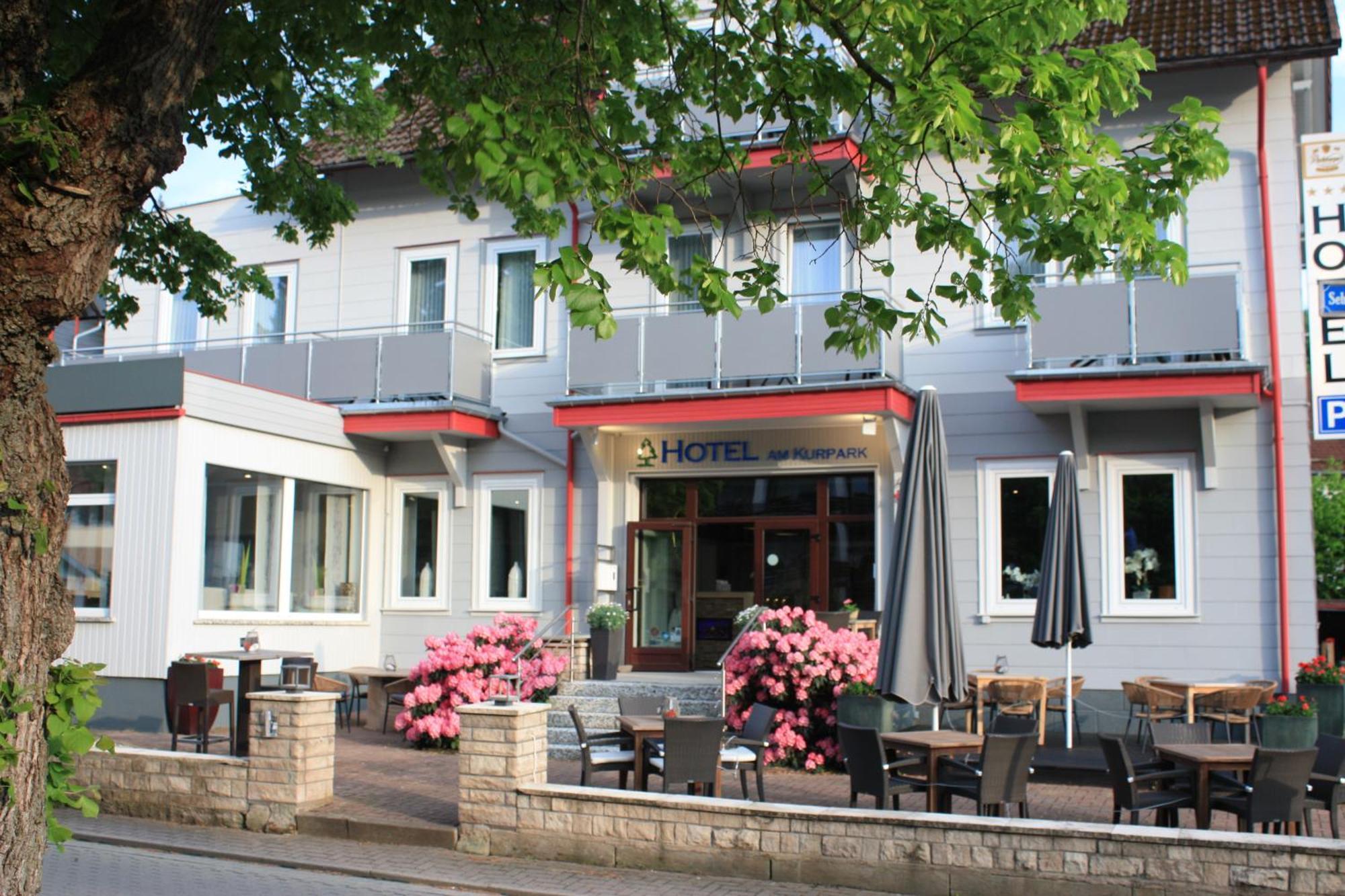 Hotel Am Kurpark Бад Лаутерберг Екстериор снимка