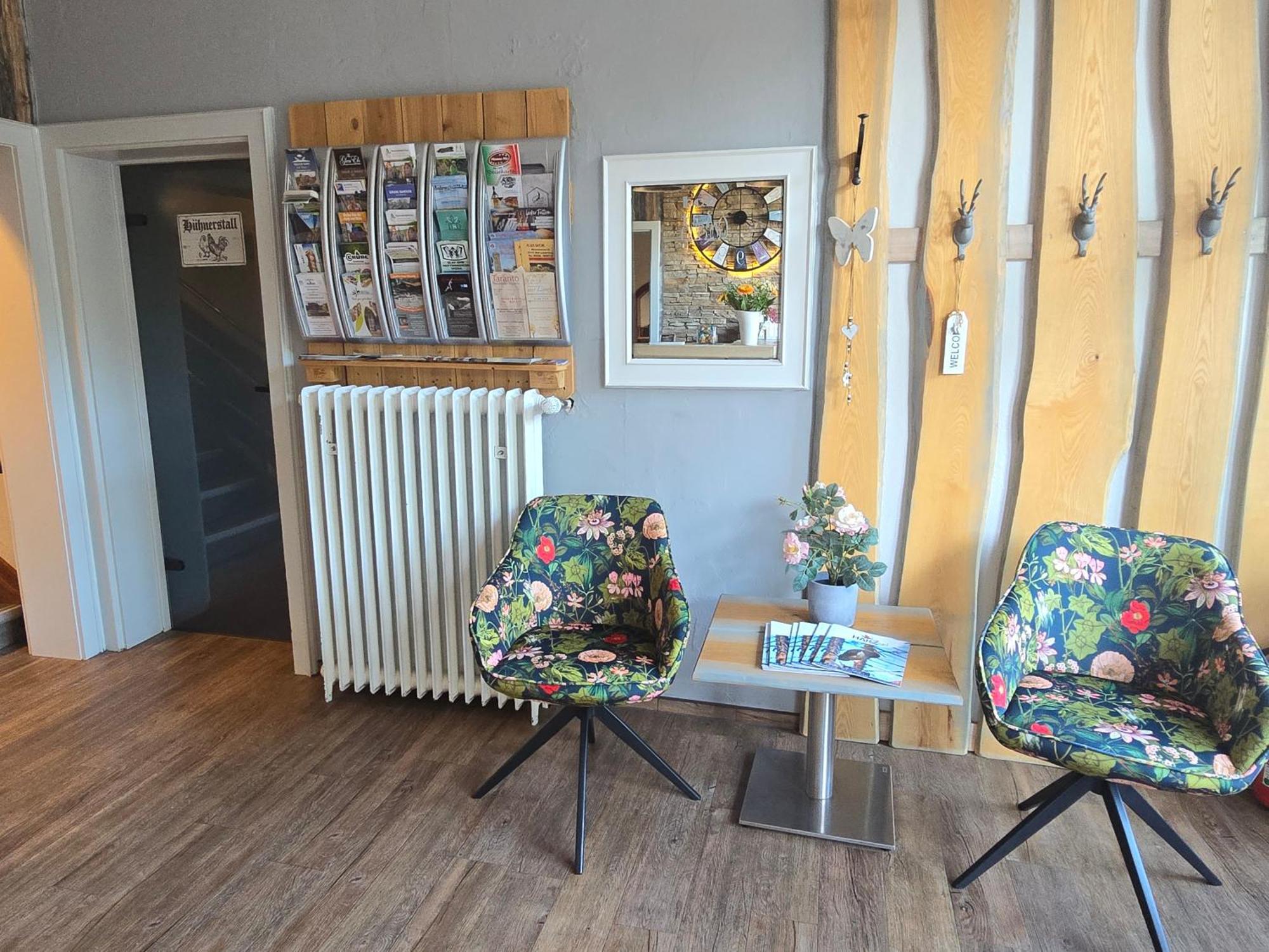 Hotel Am Kurpark Бад Лаутерберг Екстериор снимка