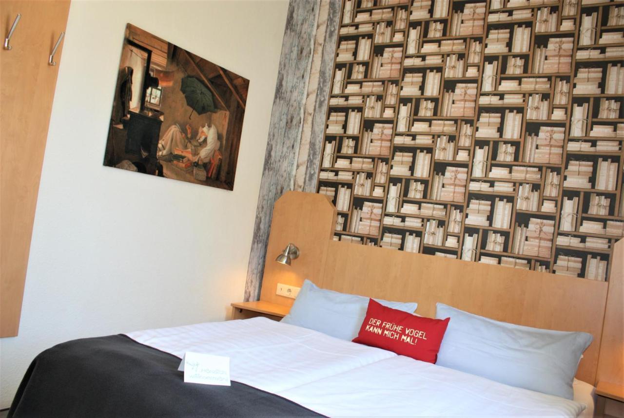 Hotel Am Kurpark Бад Лаутерберг Екстериор снимка